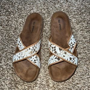 White lace women sandals